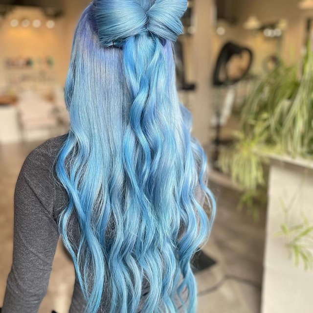 Pastel Baby Blue Colorwash Shampoo | For A Pastel Blue Tone | Celeb Pastel Baby Blue Colorwash Shampoo | For A Pastel Blue Tone | Celeb