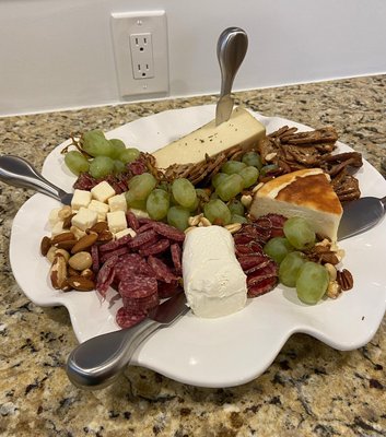 White Ruffle 16" Platter - image 9 of 13