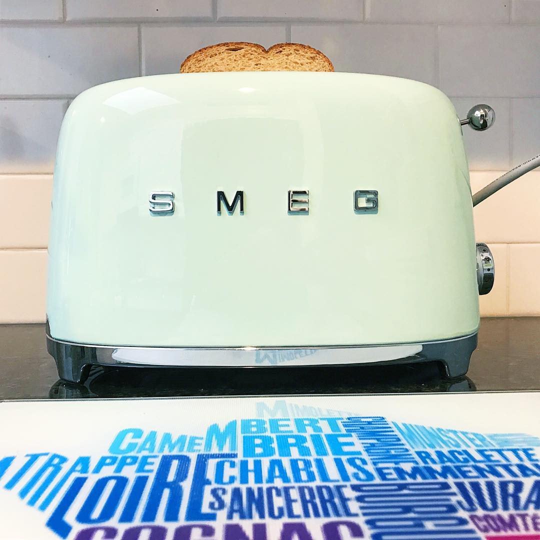 SMEG トースター　 クロム SMEG Chrome 4-Slice Long Slot Retro Toaster + Reviews | Crate & Barrel