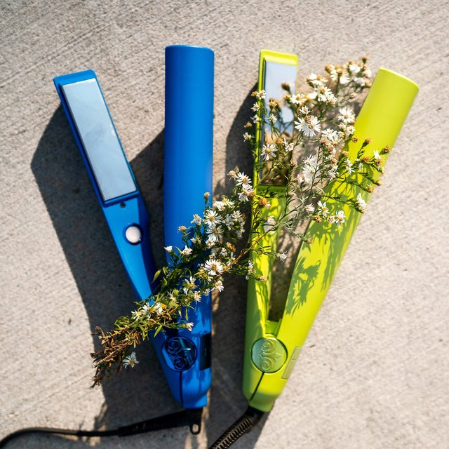 They really said 🎾summer🦋

Shop the all-in-one curling iron and straightener, the @TYME Iron Pro, in limelight and galaxy at the link in bio! 

P.s. they're currently $20 off, too!