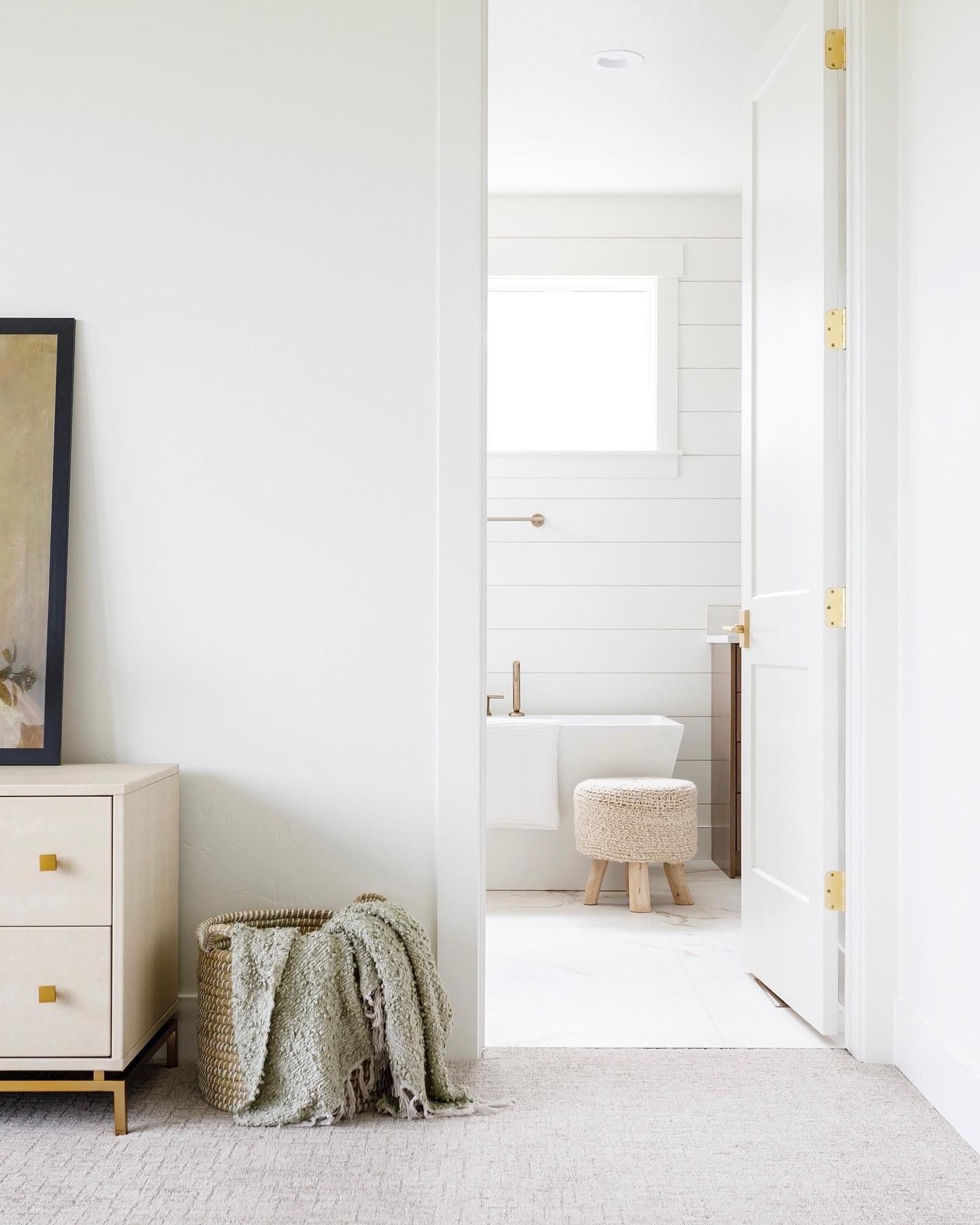 Petit Trou Stool - Thumbnail 5