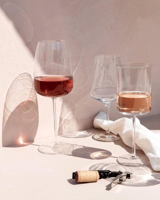 Stacking Wine Glasses - Northlight Interiors, Inc.