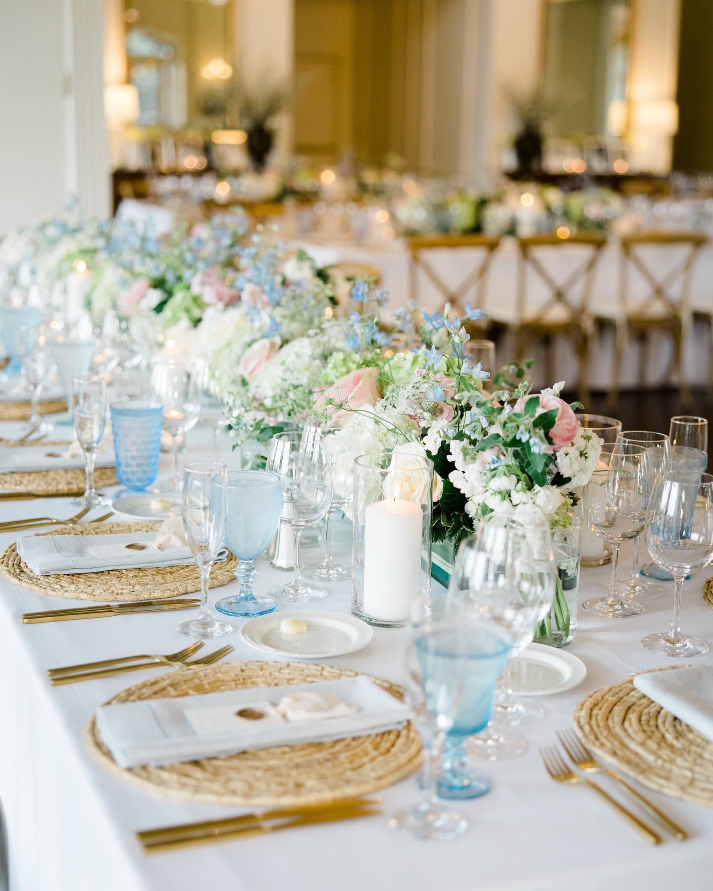 Table discount linen rentals