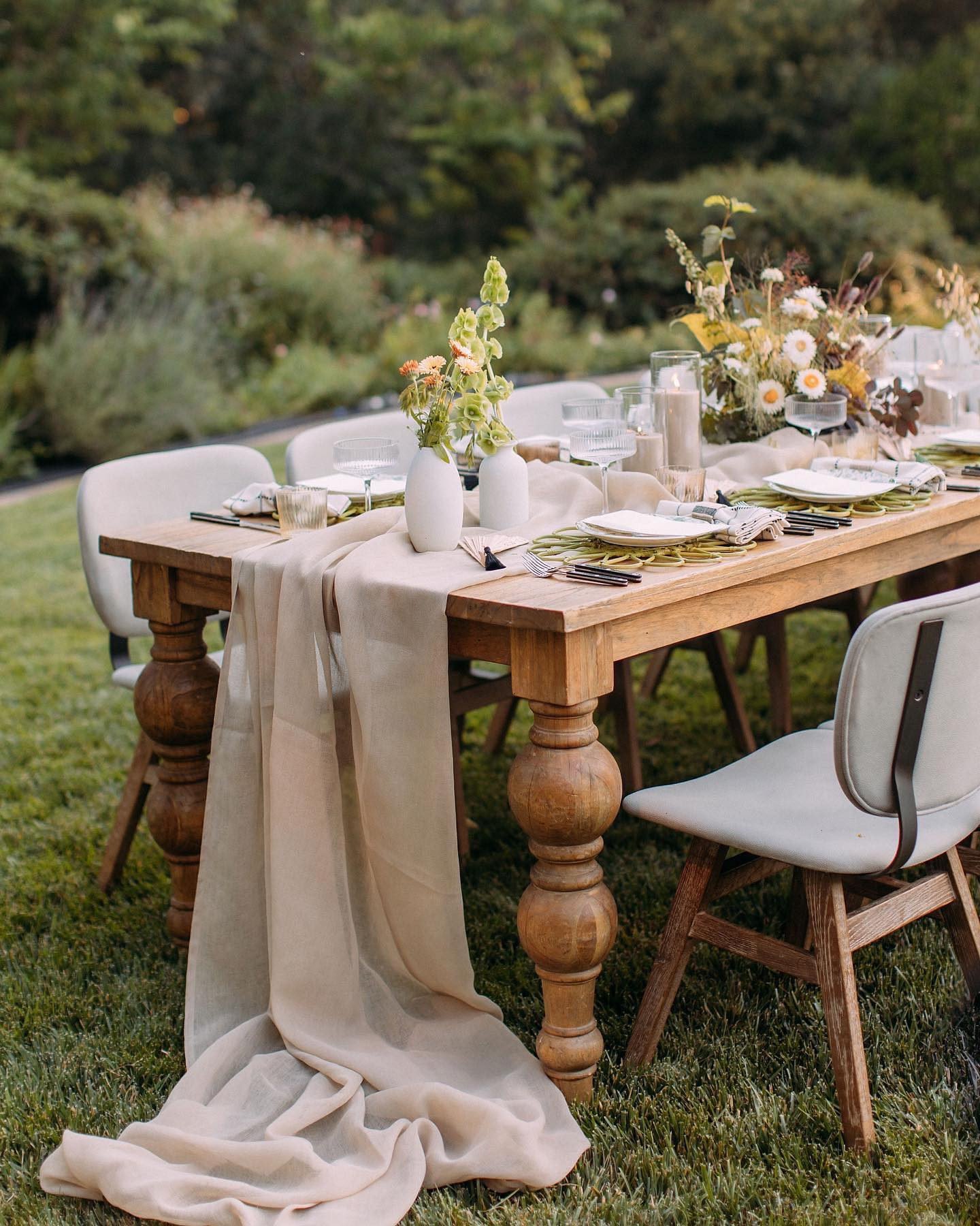 Aurora Sand Table Runner - Linen Rentals | Wedding Table Linen