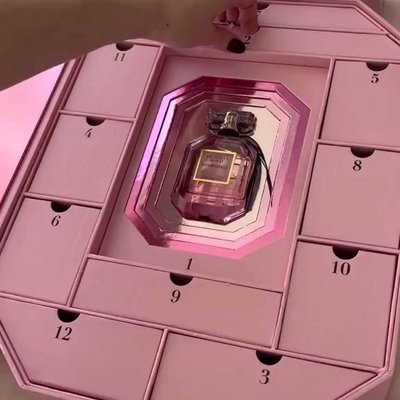 Victoria's Secret: The World's Most Famous Bras, Panties ...