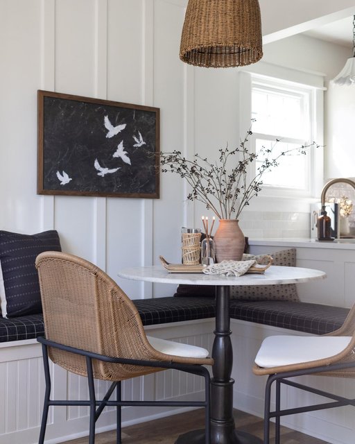 Chantilly Bistro Table