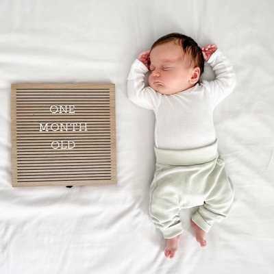 We survived our first month as a family of five! 😅
