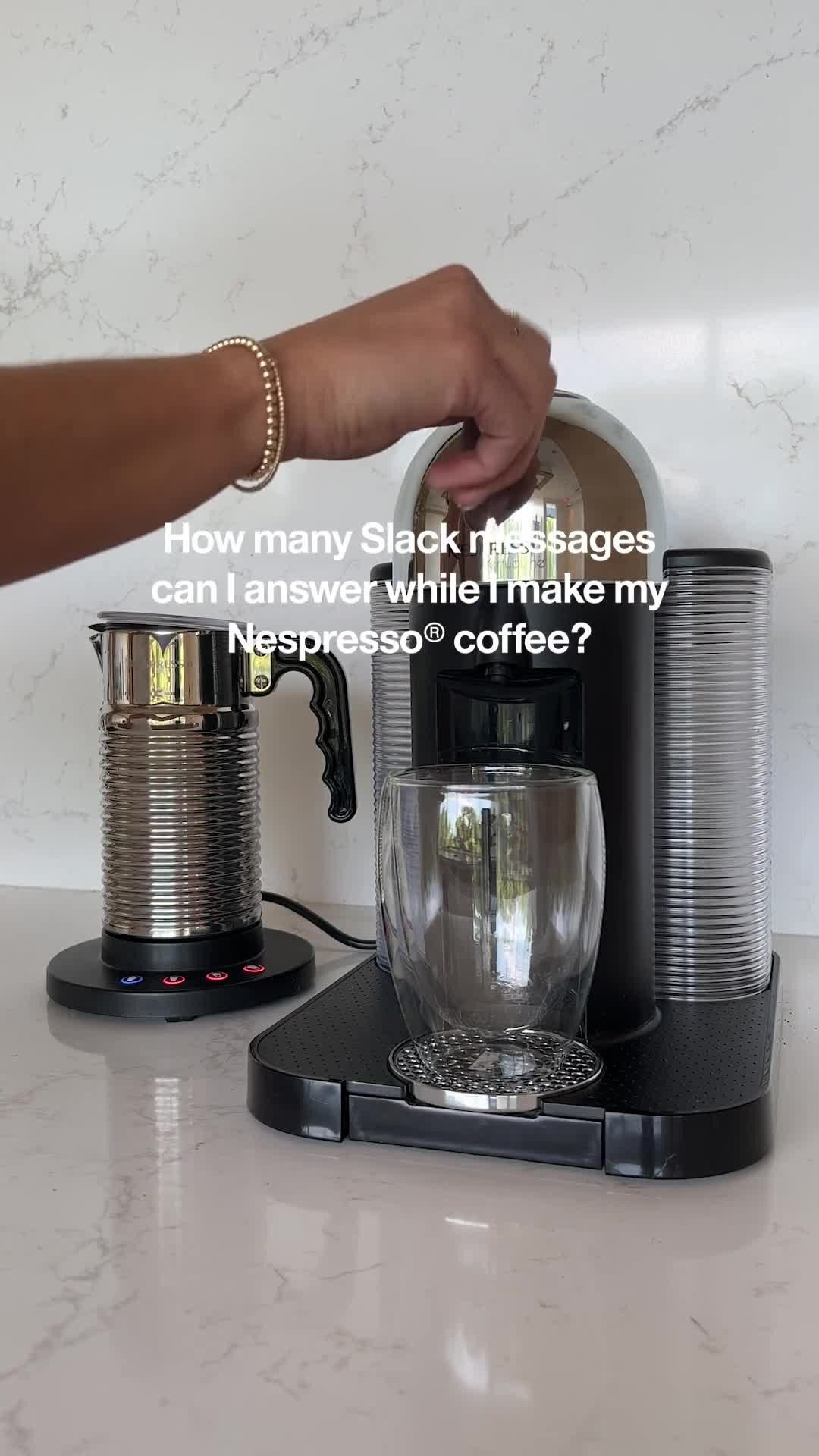 Nespresso Aeroccino4 コーヒーメーカー エアロチーノ 4 使いかた | オリジナル・ヴァ―チュオコーヒー