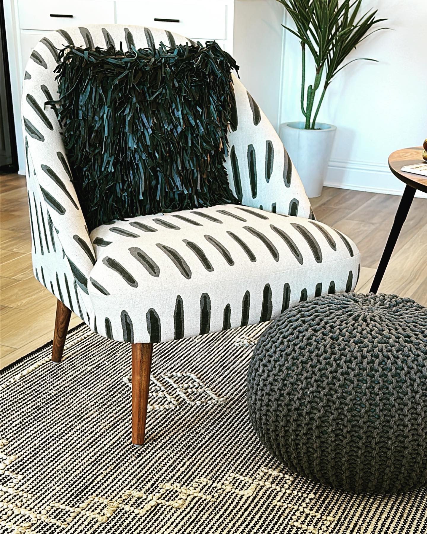 Noemi tub chair discount