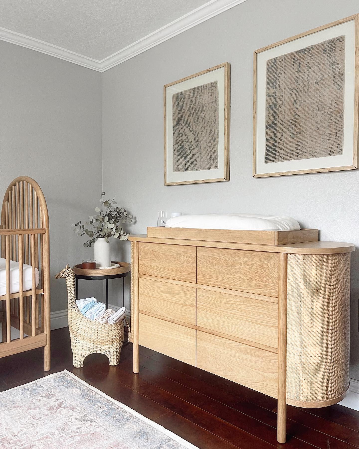 Crate and barrel shop baby changing table