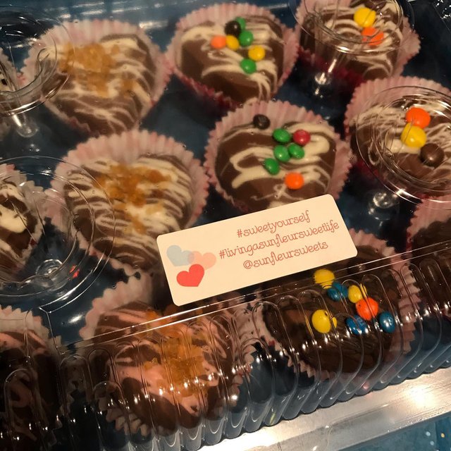 Sunfleur Sweets on Instagram: "No. Filter. Needed. ❤️??#sweetyourself #heartcocoabombs #bemine #alltheflavors #valentinechocolates #dontwait #givechocolate #averylabels #getinmymug #allcustomallthetime #livingasunfleursweetlife"