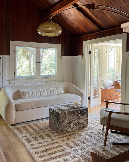 Mahika Hand-Knotted Area Rug