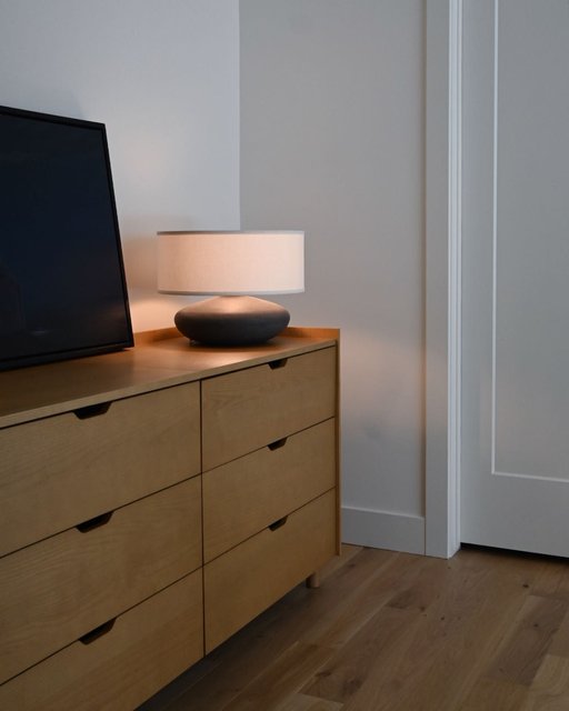 Payal Wide Table Lamp, Alabastrino