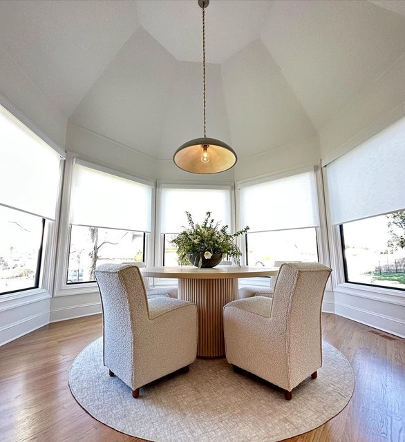 Rutherford Round Dining Table