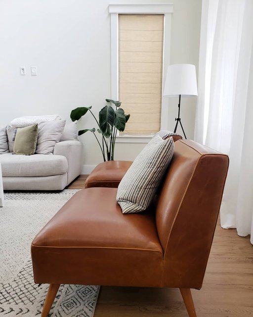 Huxley Chair