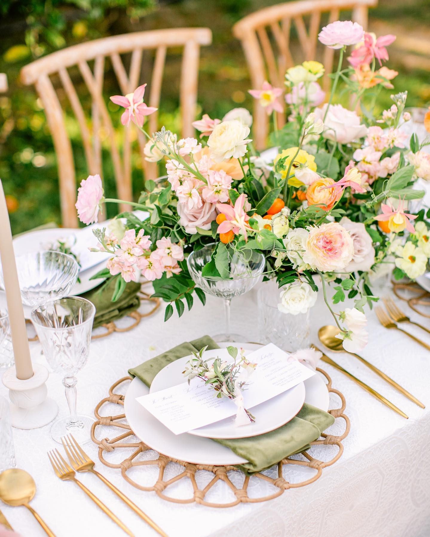 Aria Placemat - Linen Rentals | Wedding Table Linen, Runners