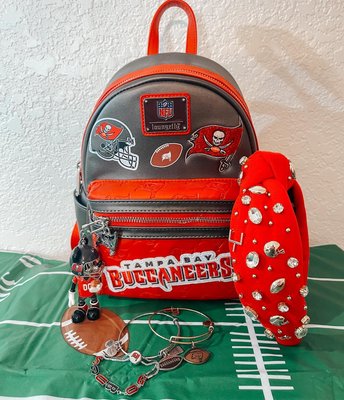 Disney Mickey Mouse NFL Bag Charm - Denver Broncos – Disney NFL Keychain –  BaubleBar