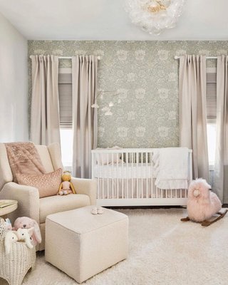 Hampshire Grey Wood Convertible Crib - image 9 of 12
