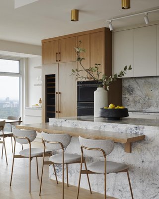 Ema Small White Ceramic Vase 8" - image 15 of 16