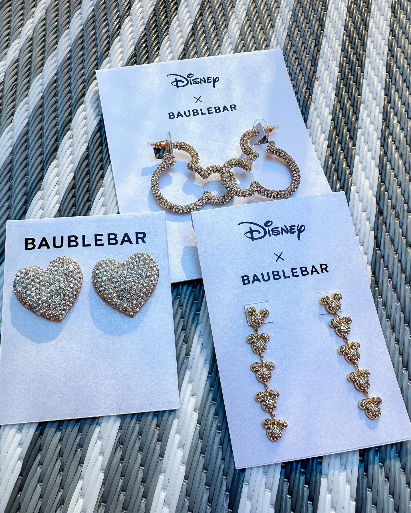 【Baublebar】★ピアス★ Mickey Mouse Pave Hoop Earrings BaubleBar Women's BaubleBar Mickey Mouse Pavé Essential Hoop
