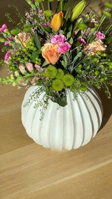 Play Warren White Stoneware Flower Vase - video 0 of 0