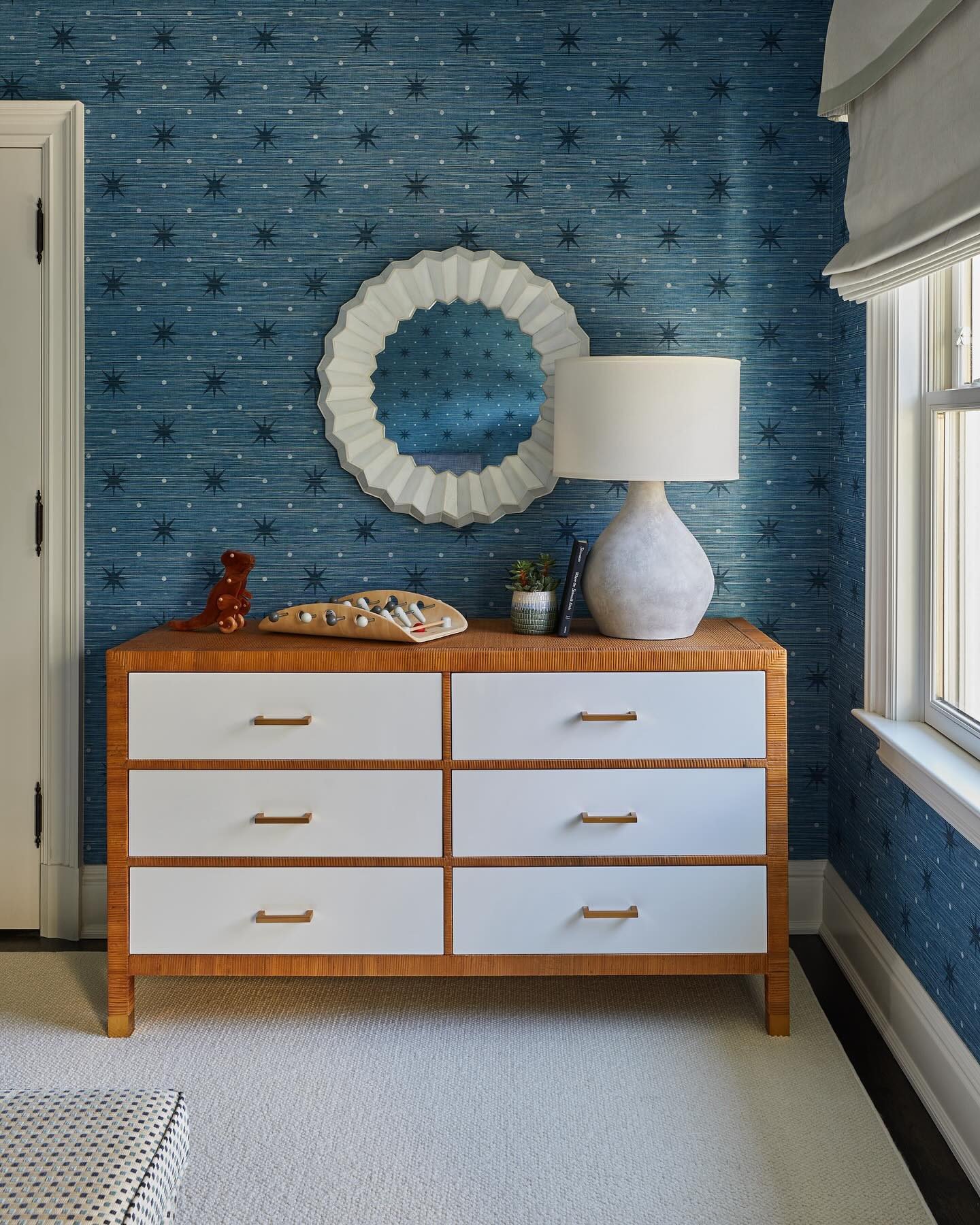 Big Trixie - Vinyl Ii Grey Wallcovering | Scalamandre