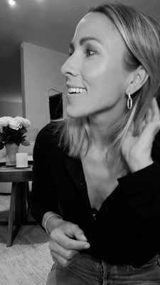 My secret to elevating any outfit? The best jewelry game. Insert tacoriofficial and my newest #CrescentEclipse bangle that steps up even the simplest looks. #LoveTACORI #TACORI #ad
