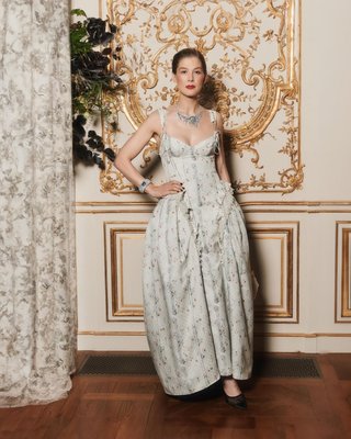 #RosamundPike wears the Liberty pump to @piaget's 150th anniversary celebrations in Paris.

Discover this style and more from the #MaloneSouliers x @tabithasimmons collaboration online at MaloneSouliers.com

@mspike styled by @leithclark