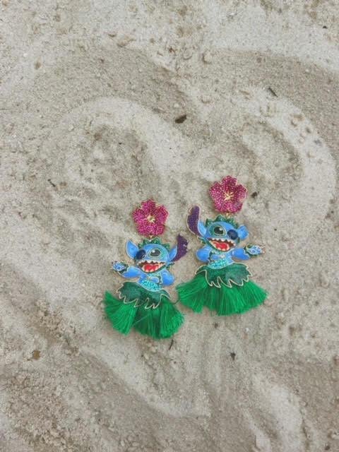 【Baublebar】★ピアス★ Stitch Disney Hula Earrings Stitch Disney Hula Earrings - Blue – Ends Tomorrow: Enjoy 25