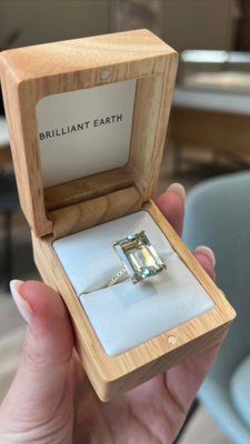 Brilliant Earth - Sustainable Engagement Rings & Fine Jewelry