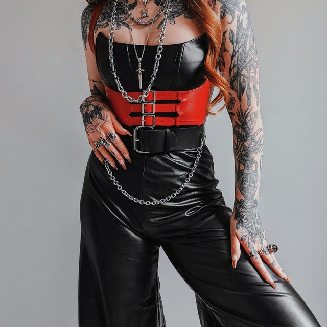 Just when you thought wide leg pants couldn't get any better - we made them in rockin' stretchy, vegan leather 🖤

@kllsym is wearing a size small and styled her pants with our iconic Route 666 Red Triple Buckle Underbust Corset to add some serious fire 🔥 to this lewk. Would you wear this fit? 

#blackmilk #blackmilkclothing #bmroamerwarmwidelegpants #bmroute666redtriplebuckleunderbustcorset