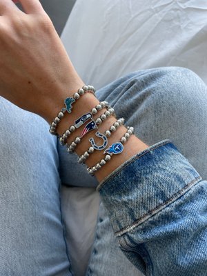 Tennessee Titans NFL Charm Bracelet - Tennessee Titans