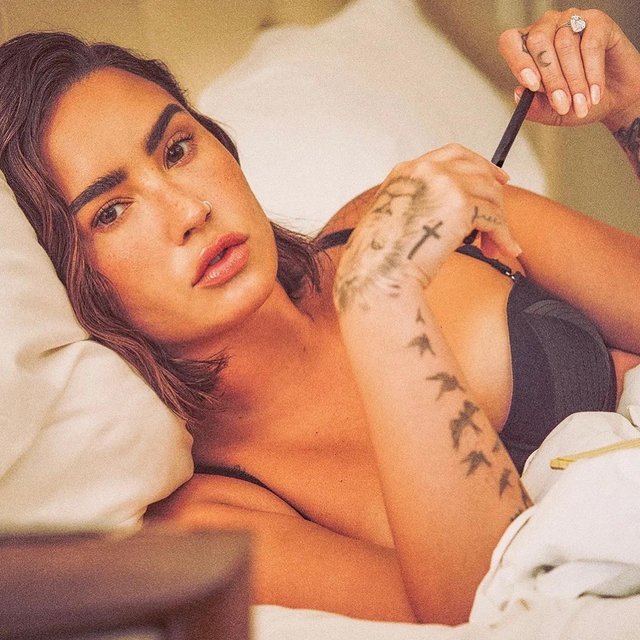 @ddlovato wearing Fleur du Mal for her feature in @thehollywoodreporter | styled by @jilljacobsstudio & photographed by @guyaroch