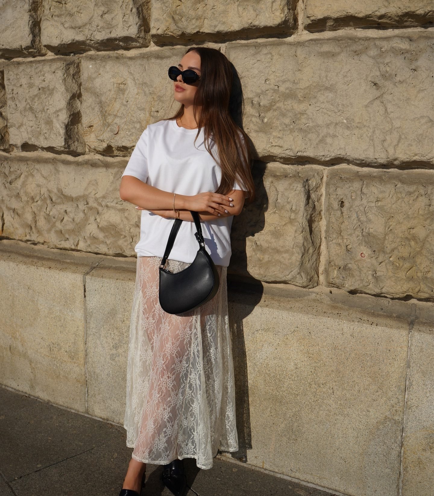 Half-moon shoulder bag - Women's fashion | Stradivarius