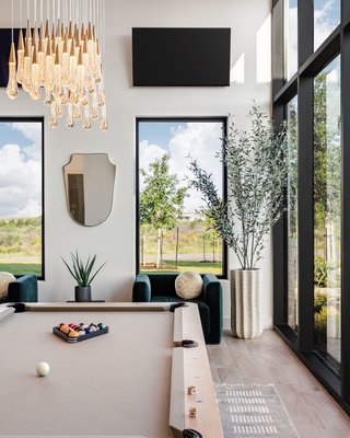 Slim Black Wall Mirror 26''x36" - image 5 of 9