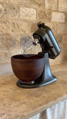 Play KitchenAid ® Artisan® Design Series Evergreen 5-Quart Tilt-Head Stand Mixer - video 0 of 2