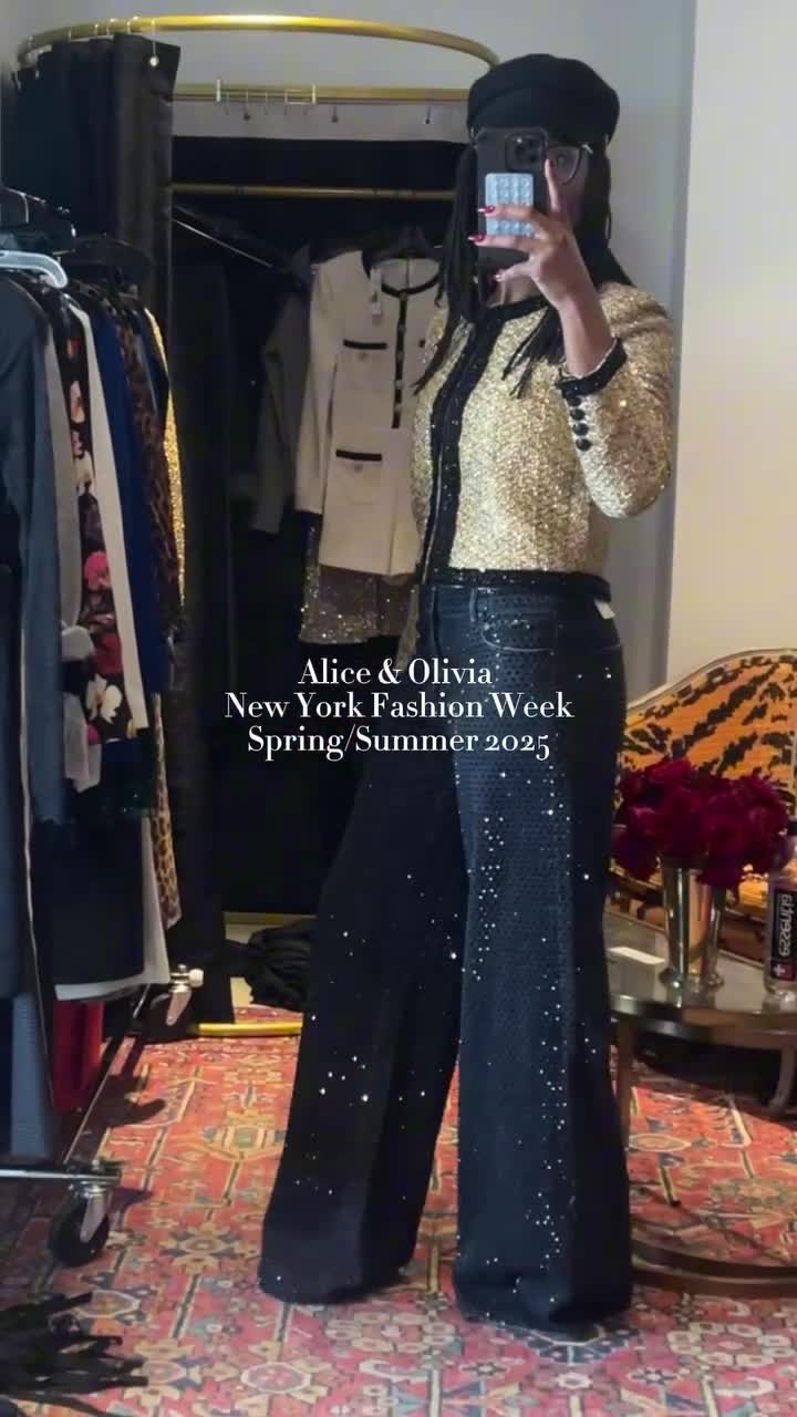 Alice + Olivia ランドンツイードジャケット alice + olivia Landon Cropped Box … curated on LTK