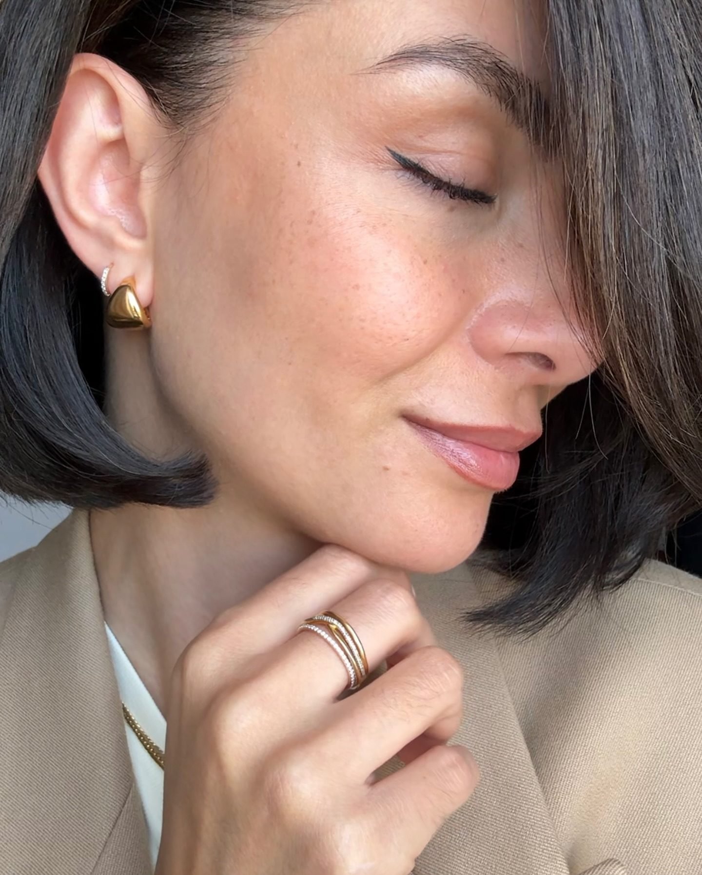【MONICA VINADER】18KYGヴェルメイユ Disco ハギー ピアス Capri Disc Cocktail Earrings in 18k Gold Vermeil on Sterling