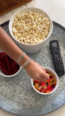 Play Cuisinart ® Theater-Style Black Popcorn Maker - video 0 of 1