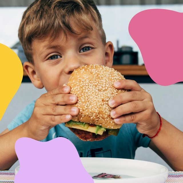 Book your kids into a delicious burger making workshop these September school holidays, facilitated by @grilldburgers 🍔

For dates, times and reservations, click the link in our bio! ☝️💻