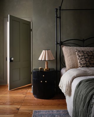 Cameo 20" Fluted Acacia Nightstand with Drawer - image 8 of 12