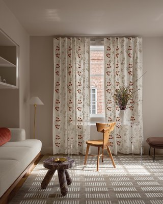 Jaxx Round Green Marble Side Table Tall - image 11 of 12