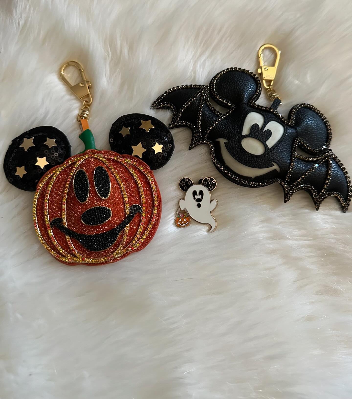 NEW DISNEY X BAUBLEBAR HALLOWEEN MICKEY MOUSE PUMPKIN PURSE 2024 CHARM. Sold out