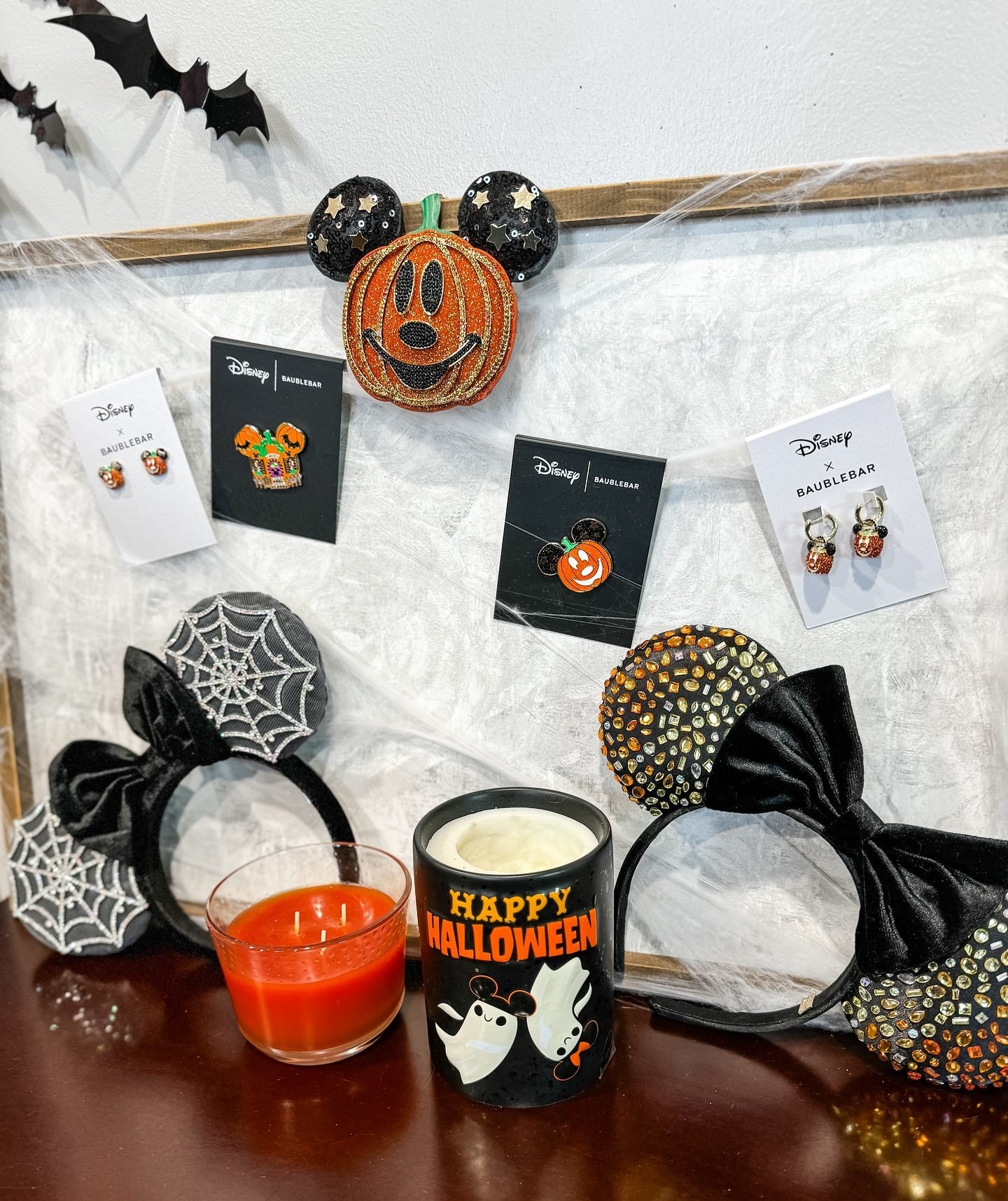 NEW DISNEY X BAUBLEBAR HALLOWEEN MICKEY MOUSE buy PUMPKIN PURSE CHARM. Sold out