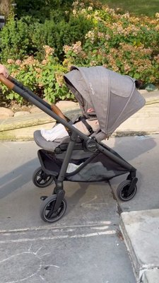 Play Nuna ® SWIV ™ Biscotti Brown Lightweight Baby Stroller - video 0 of 0