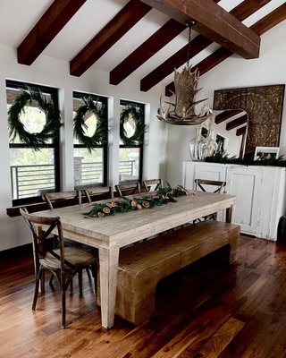 Cypress Holiday Wreath and Garland Set - image 4 of 6