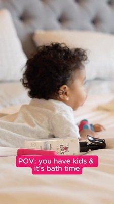 It’s like they can sense it coming 😅😂 #curlyhair #curlykids