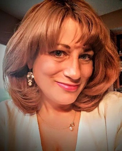 Dark Champagne Blonde Hair Dye Kit | Sicily Blonde 8NGV | Madison Reed