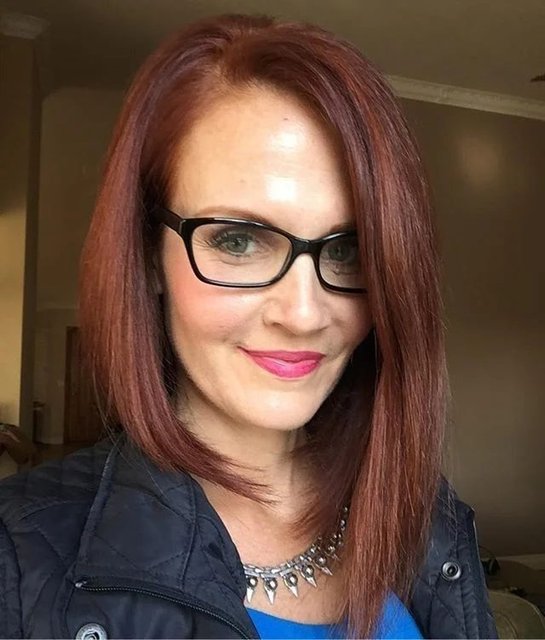 Light Golden Red Hair Dye Kit | Genova Red 7NCG | Madison Reed