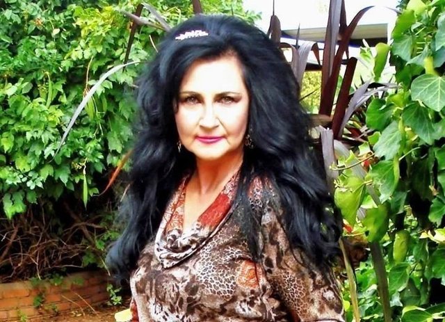 Blackest Black Hair Dye Kit | Pescara Black 2NNA | Madison Reed
